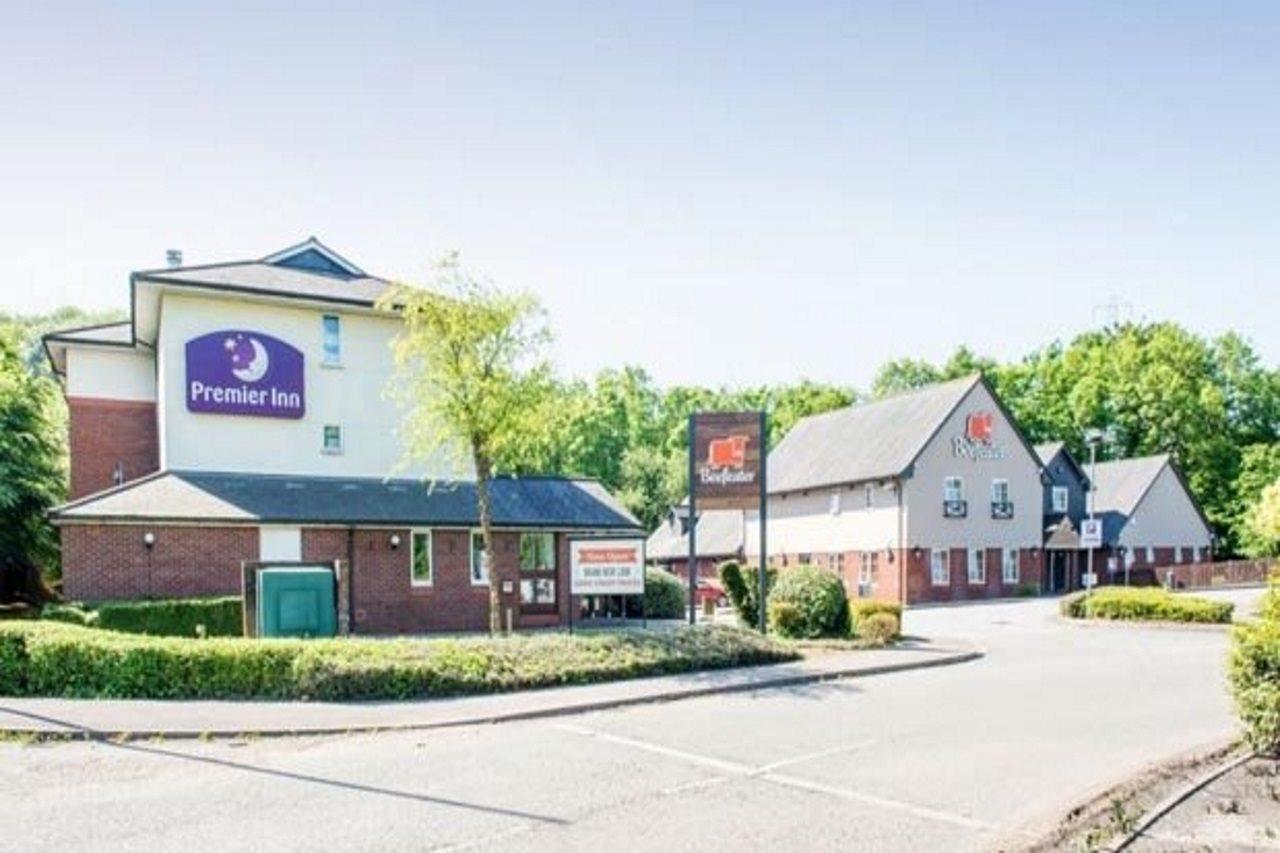 Premier Wales Hotel
